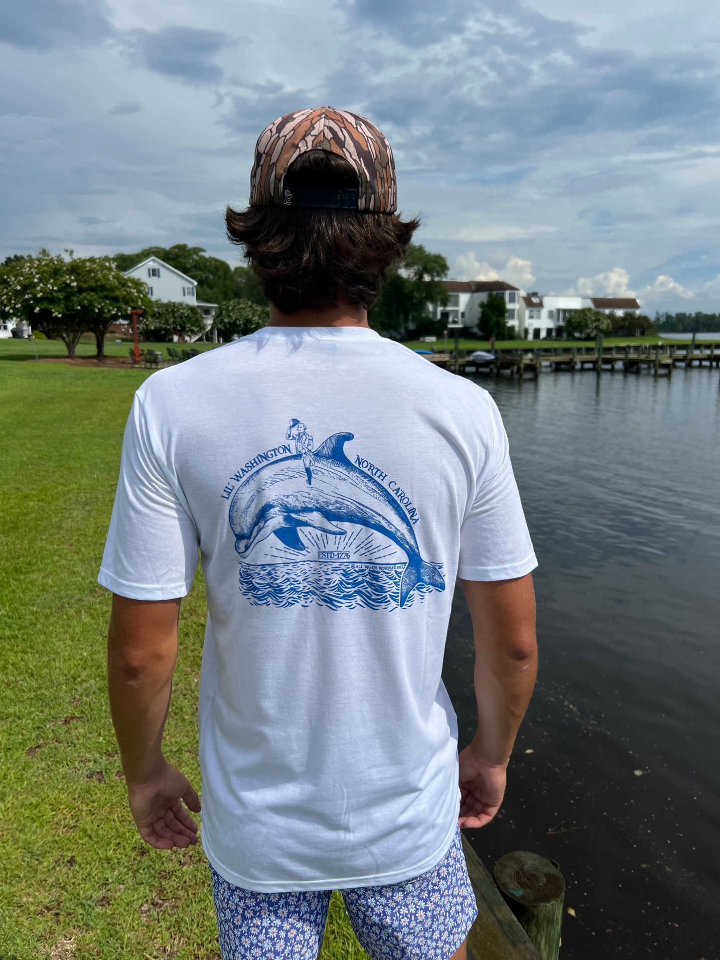 “Dolphin” Little Washington T-shirt