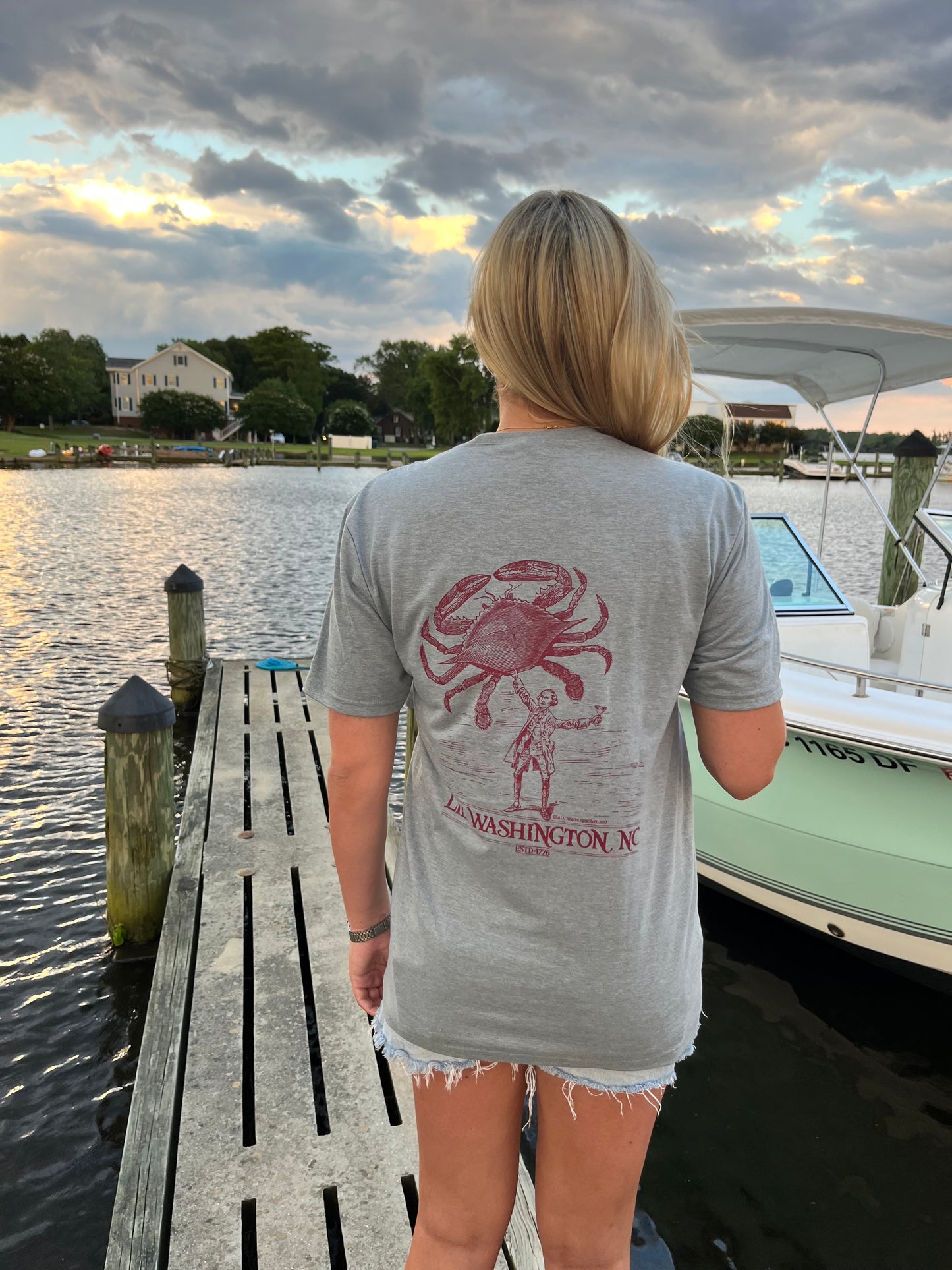 "Crab" Little Washington T-shirt